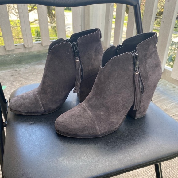 Rag & Bone Grey Suede Boots - Picture 2 of 5